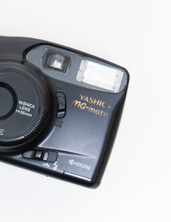 Câmera Yashica MG-Motor 35mm na internet