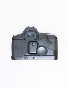 Câmera Profissional Canon EOS-1 N - 35mm (corpo) - FFV