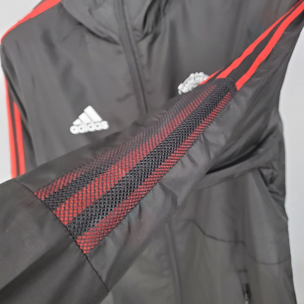 Corta vento adidas 2024 vermelho e preto