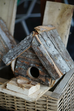 Casita de pajaro para colgar