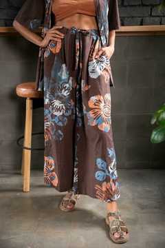 Pantalona Batik na internet