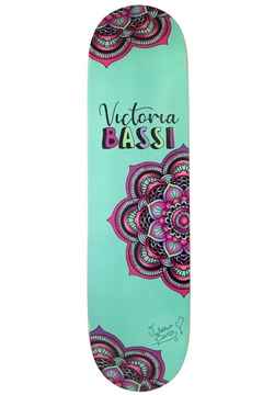 SHAPE VICTORIA BASSI VERDE (8.25")