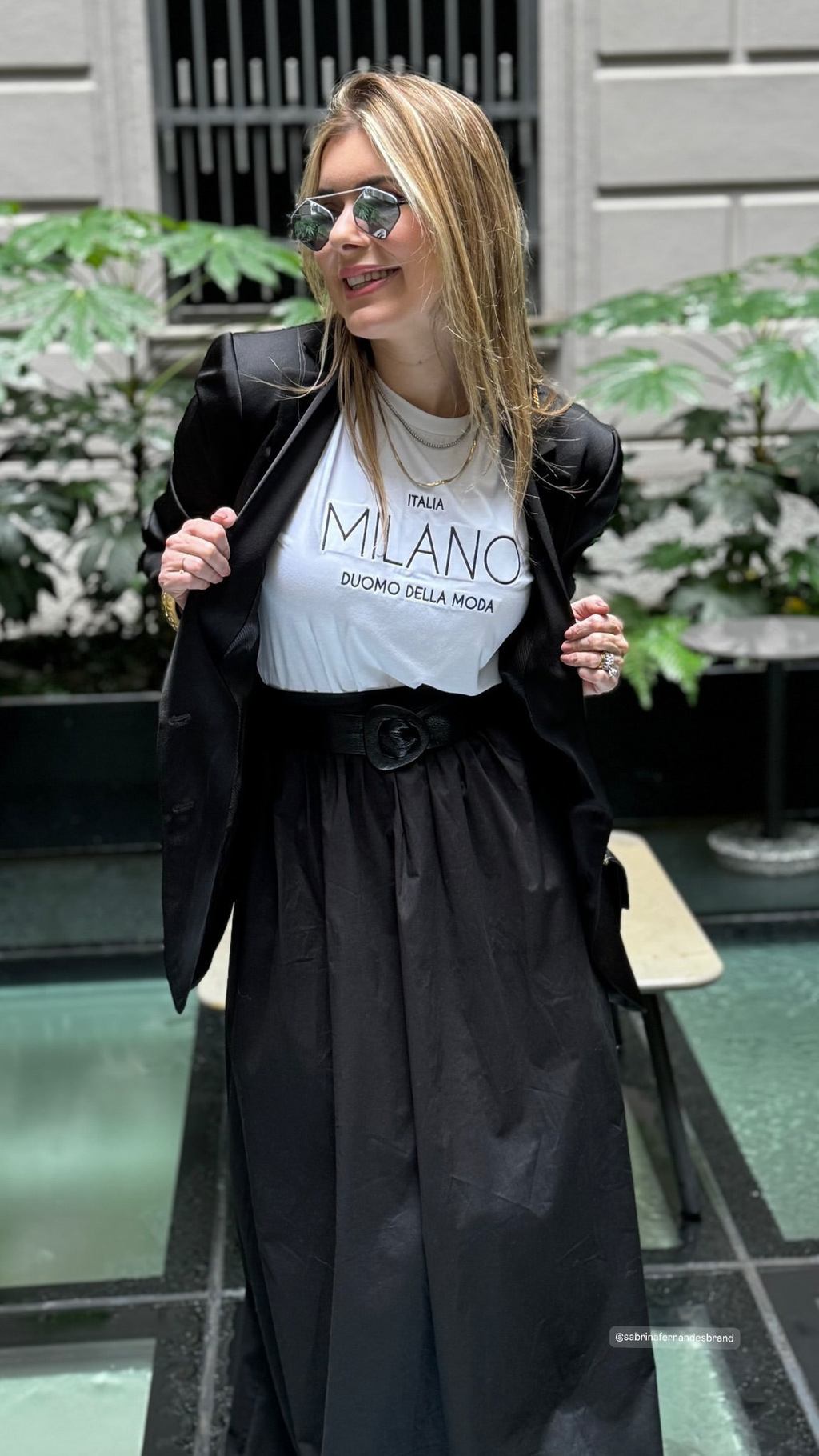 Camiseta Milano Elegancia em Algodao Egipcio Bordada a Mao