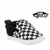 Tênis Vans Slip-On Crib com padrão checkerboard para bebês, na cor preto e branco.