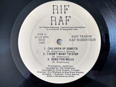 Raf Robertson - Just Teasin' na internet