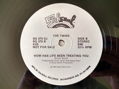 The Twins - In The Year 2525 / How Has Life Been Treating You - Discos The Vinil