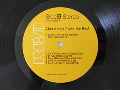 Chet Atkins – Picks The Best