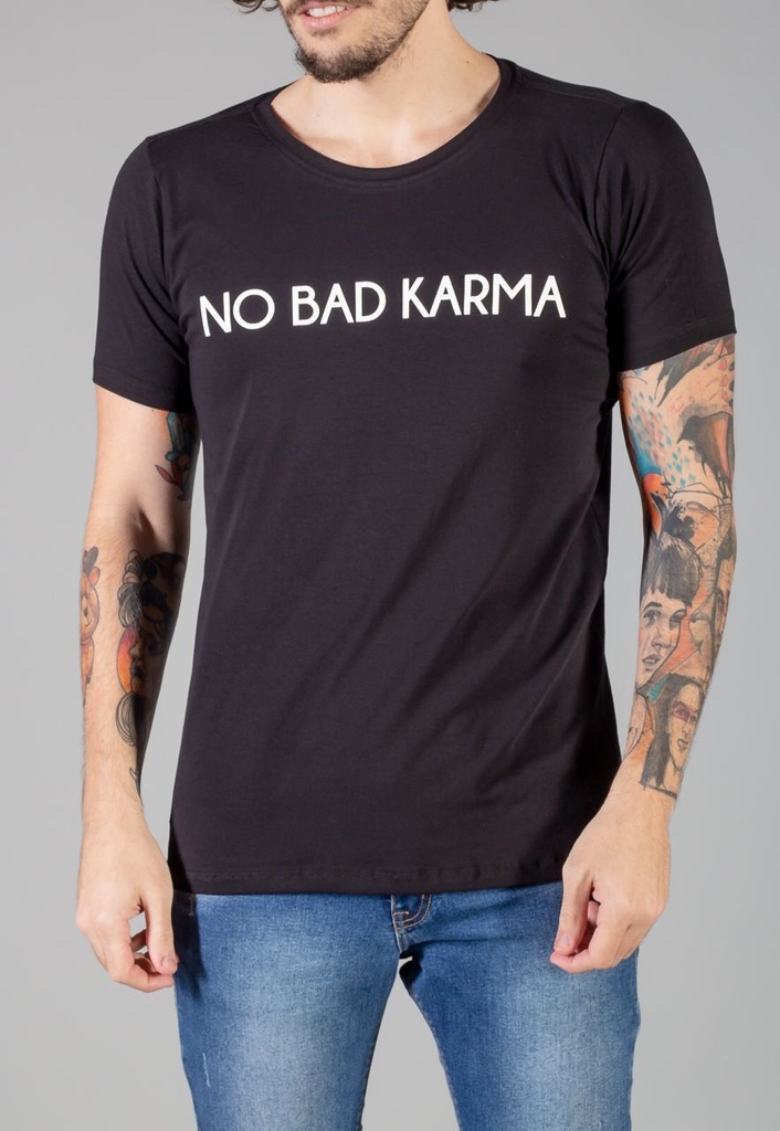 Camiseta Preta Karma