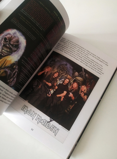 Livro Holy Smoke Iron Maiden nos anos 90 - Interno