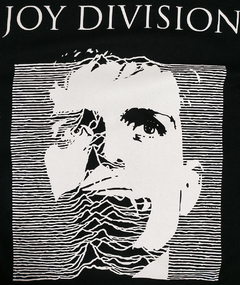 Camiseta Joy Division - Ian Curtis / Unknown Pleasures - ABC Terror Records
