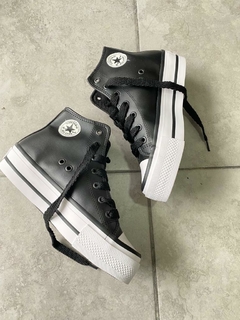 Converse negras botitas hotsell