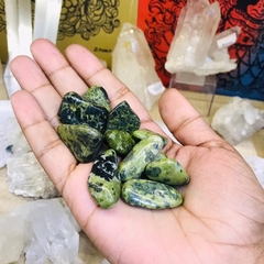 Jade Nefrita - Pedra Rolada - Poder e Sorte - comprar online