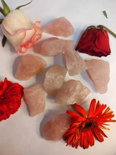 Quartzo Rosa - pedra bruta - Amor e autoestima - comprar online