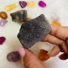 Safira d’água - Conexão espiritual e Intelecto - Pedra bruta