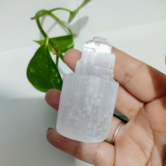 Torre de Selenita - Limpeza Energética - Pedra Bruta com 6 cm - comprar online