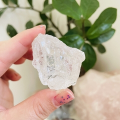 Cristal Quartzo Branco - pedra bruta - expansão de energia - comprar online