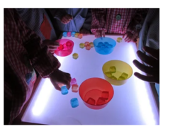 Cubos Coloridos Mesa Lumínica Estimulación Sensorial Didácti - comprar online