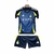 Conjunto infantil de camisa e short do Al-Nassr FC, temporada 2024/2025, com design azul e detalhes em amarelo.