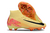 Chuteira Nike Air Zoom Mercurial Superfly 8 Elite FG em amarelo com detalhes em rosa e sola laranja.