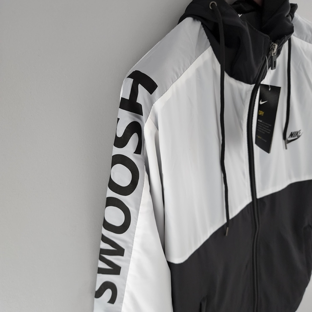 Corta vento nike preto e cheap branco masculino