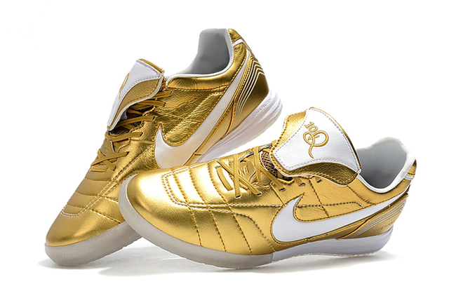 Chuteira Nike Tiempo Legend 7 R10 Elite IC-Dourado
