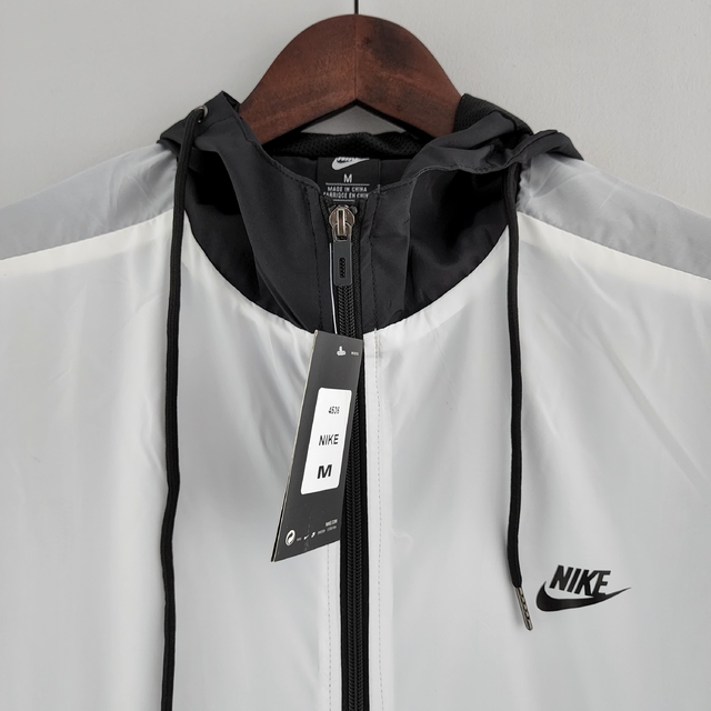 Corta vento nike preto e cheap branco masculino