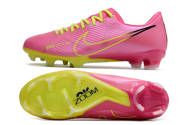 Chuteira Nike Mercurial Vapor XV Academy FG Rosa