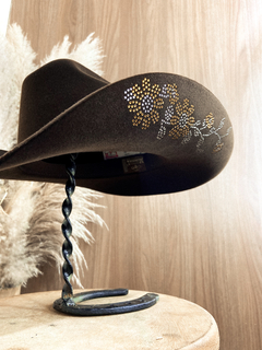 Chapéu americano aveludado marrom - strass gold flowers - comprar online