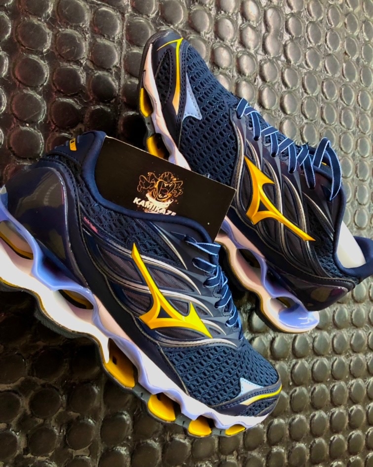 Mizuno roxo e amarelo hotsell