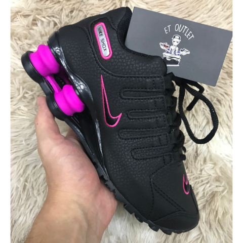 Nike shox preto e rosa sales