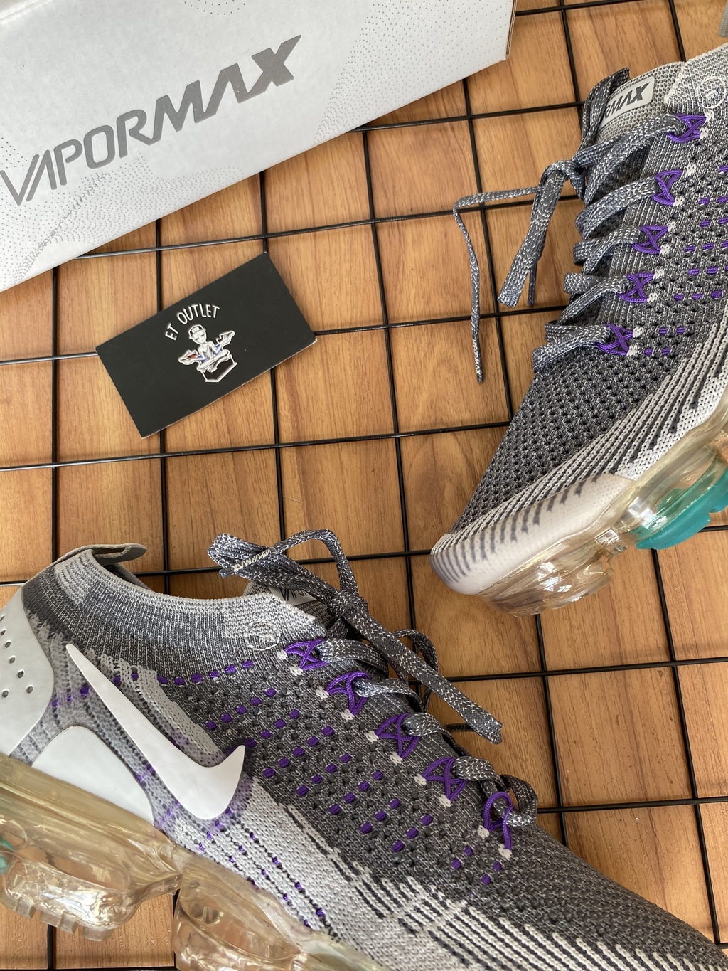Nike vapormax preto e roxo 2025