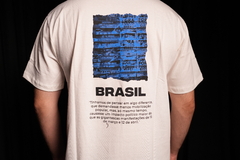 Camiseta História do MBL Off-White - Loja MBL - Movimento Brasil Livre