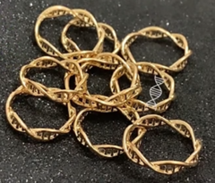 Anel DNA 3D dourado - comprar online