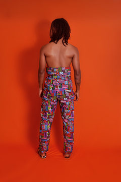Calça clouchard cintura alta em tecido africano - comprar online