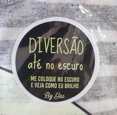 Pijama Dino que brilha no escuro - comprar online