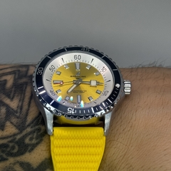 BREITLING A17376 (AMARELO) - comprar online