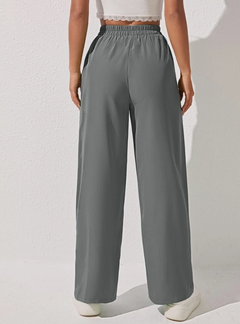 Pantalon Gris Mirna en internet