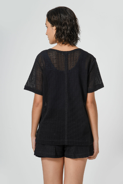 Camiseta básica crochet Oly 3 preta - BSTL | Loja Online