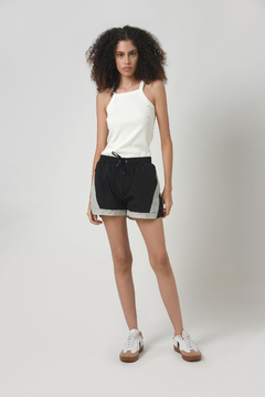 Shorts com Recortes Clint Preto/Litio Milky - loja online