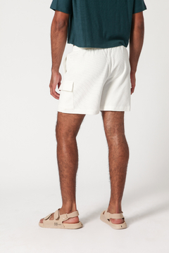 Shorts com Bolsos Carson Off Algodão - BSTL | Loja Online