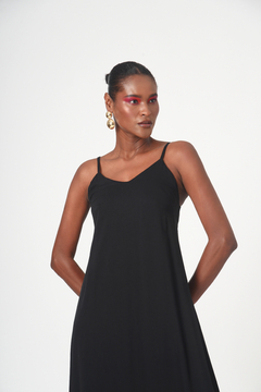 Vestido preto best sale de alcinha longo
