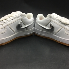 AIR FORCE 1 LOW "TRAVIS SCOTT na internet