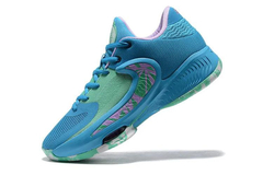 Zoom freak 4 "BIRTHSTONE" na internet