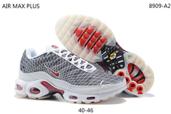 AIR MAX PLUS na internet