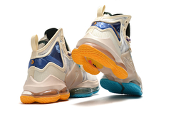 NIKE LEBRON 19 - online store