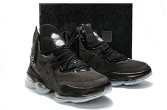 Image of NIKE LEBRON 19