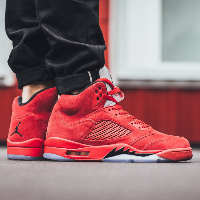 Nike red best sale suede shoes