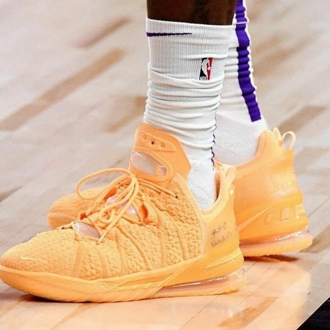 Comprar Lebron 18 em Outlet Imports Shoes