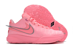 LeBron 20 ‘Pink’ na internet