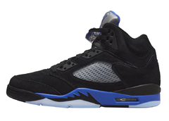 AIR JORDAN 5 RETRO 'RACER BLUE' na internet